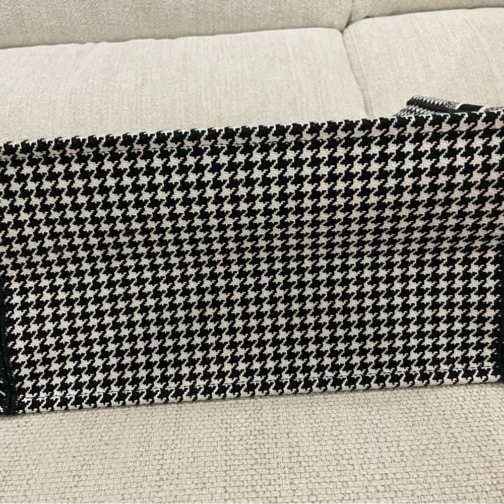 Dior small book tote - Picture 5 of 11